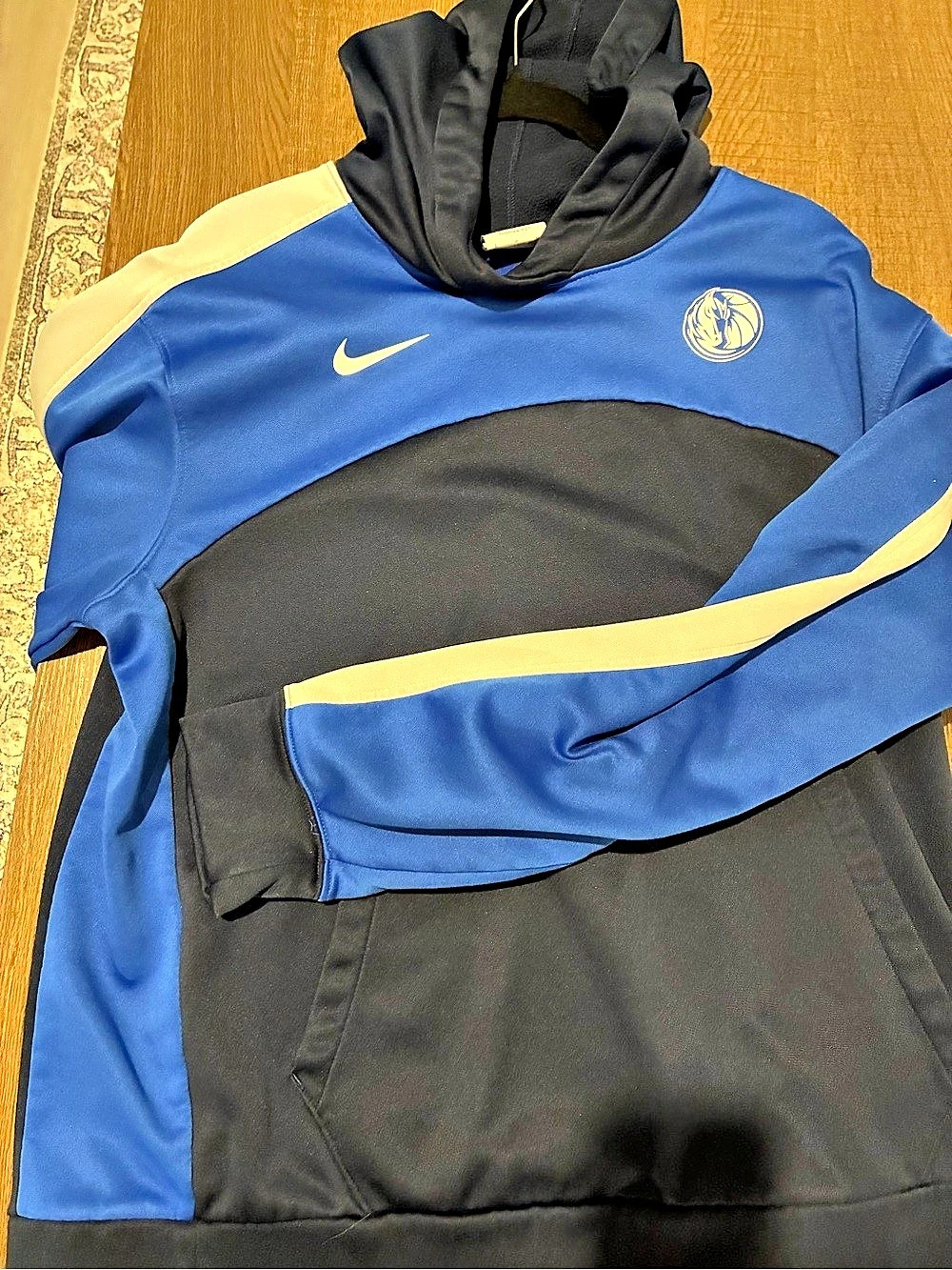 Nike Dallas Mavericks Men's NBA Pullover Hoodie Lightweight